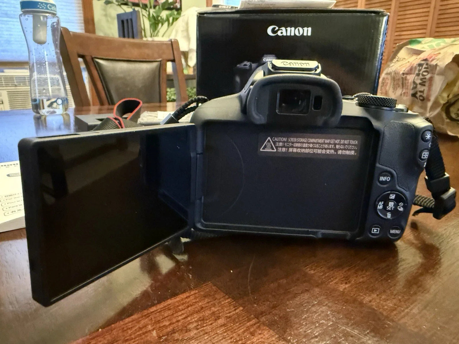 Canon EOS R50 Camera Black- EXCELLENT CONDITION