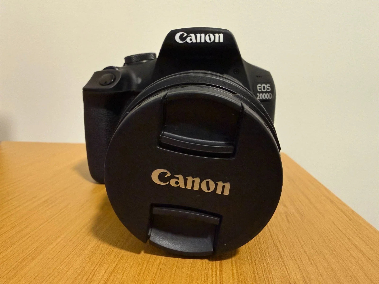 Canon EOS 2000D Rebel T7 24.1MP 18-55mm f/3.5-5.6 DSLR Camera