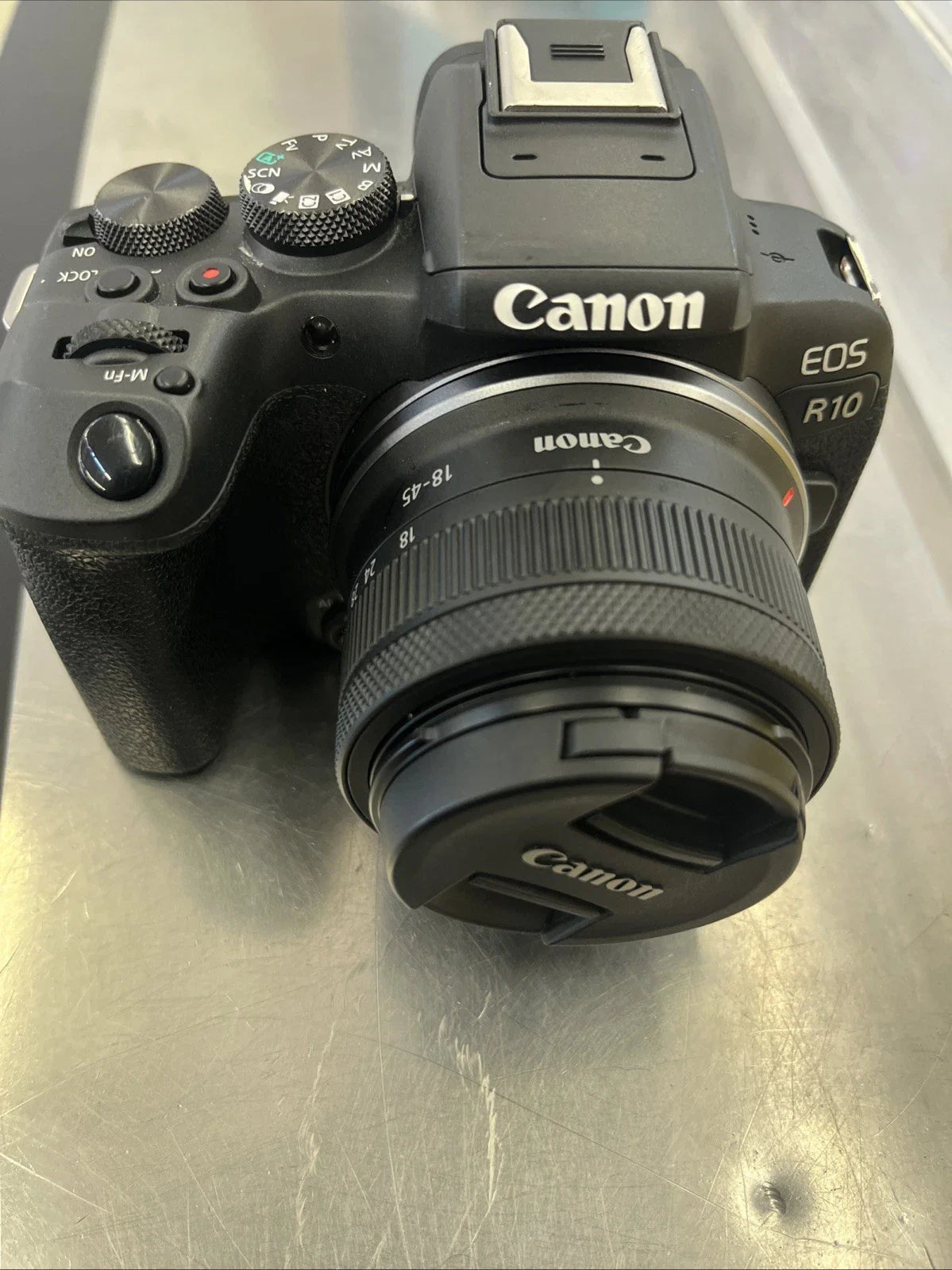 Canon EOS R10 4K UHD 24.2MP RF-S 18-45mm f/4.5-6.3 Mirrorless Camera