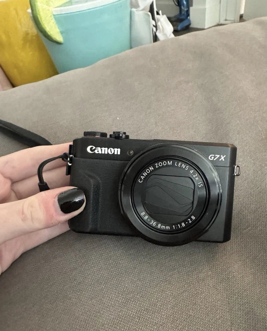 Canon PowerShot G7 X Mark ll 20.1 MP Compact Digital Camera